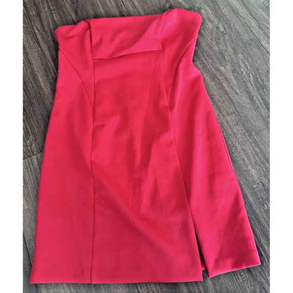 GUESS Women's Anya Straight neckline Strapless Party Bodycon Dress Red 14 - Picture 5 of 11